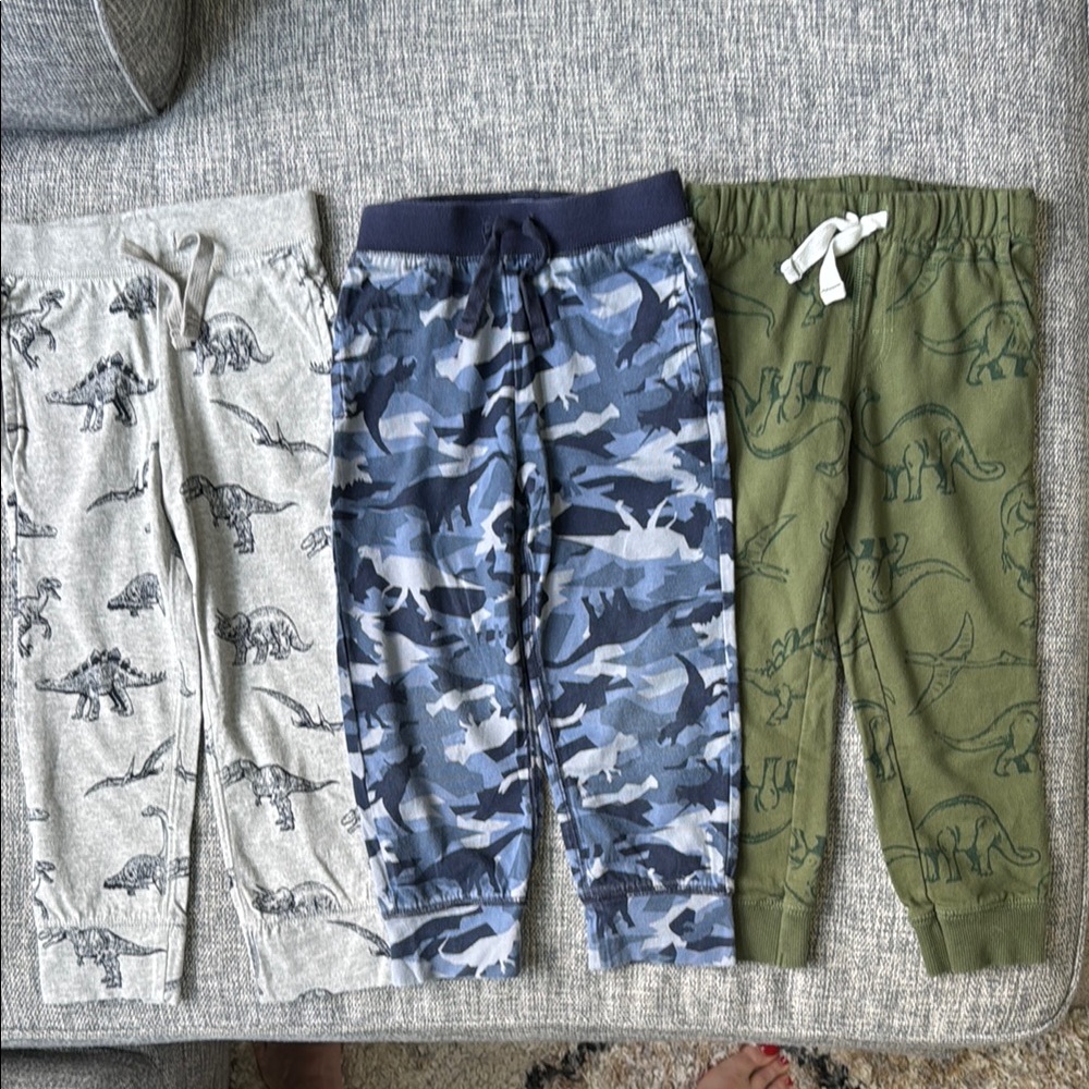 🦖 Set of Three Dinosaur Joggers 🦕